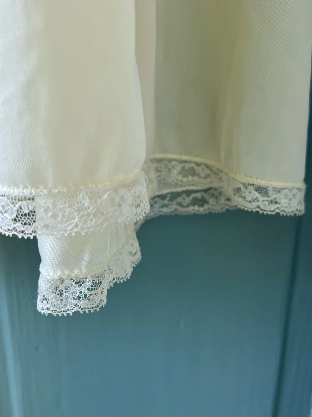 Vintage Womens Sheer Pale Yellow Flowers Spaghetti Strap Nightgown Nightie Lace - Picture 7 of 16
